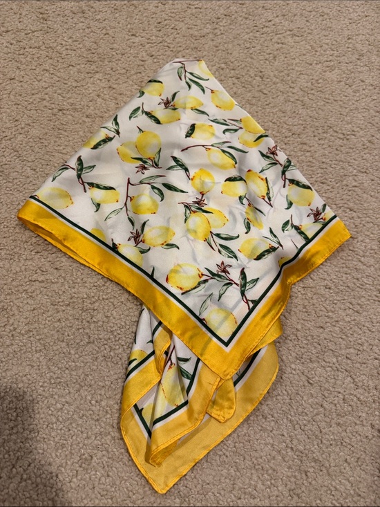 Accessories - *Lemon Print Silk-Feel Square Scarf - Yellow & White